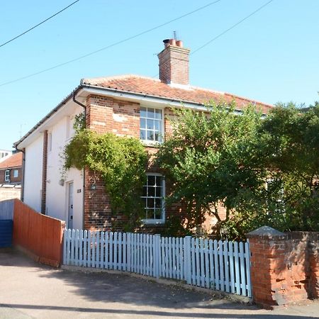 Pebble Beach Cottage, Aldeburgh Exterior foto